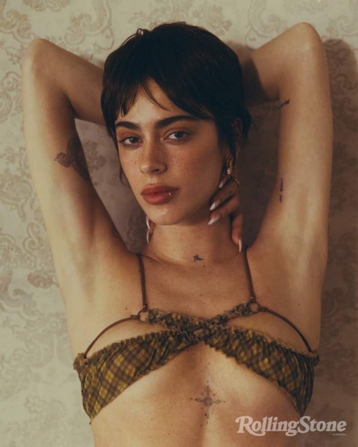 TINI STOESSEL DESLUMBRÓ EN UNA IMPACTANTE SESIÓN DE FOTOS PARA ROLLING STONE