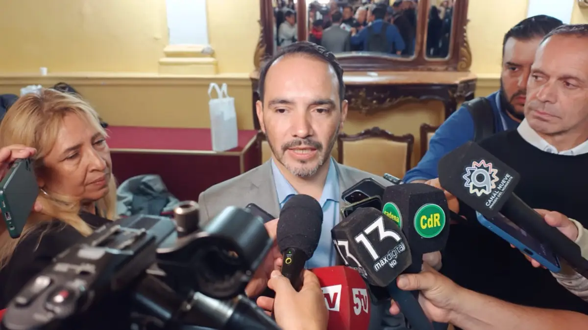 VALDÉS CONFIRMÓ QUE EL 1 DE JULIO SE REACTIVARÁN LAS OBRAS EN LA AUTOVÍA DE LA RUTA 12